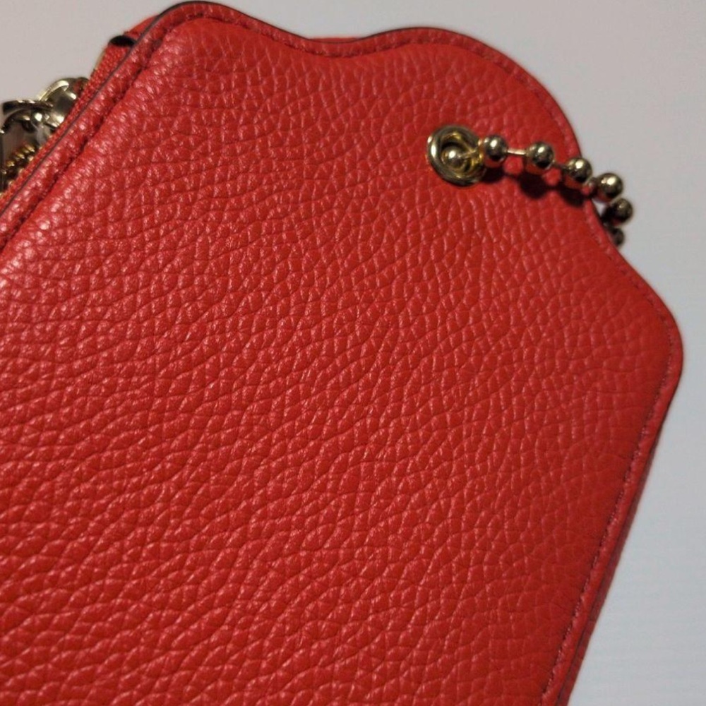 Coach Hangtag Multifunction Zip Case EUC - image 5